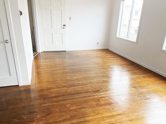 3rd image of 2234 41st Ave