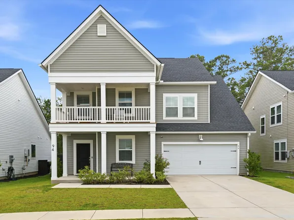 94 Red Bluff St, Summerville, SC 29483