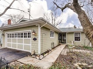 712 Highland Ave, Naperville, IL
