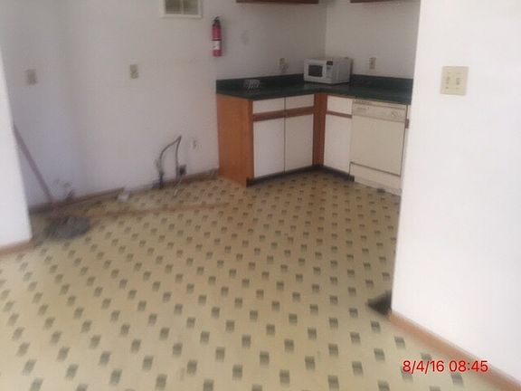 3rd image of 6241 Wagner Ave