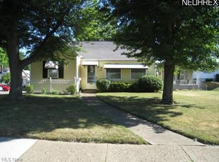 2446 Lincoln Way NW, Massillon, OH 44647