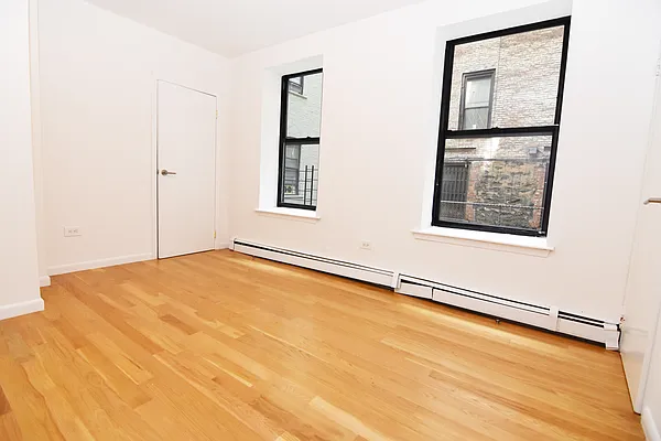 Rented by Bohemia Realty Group | media 14