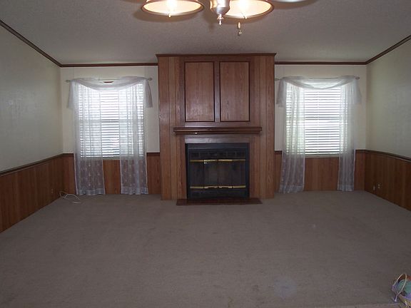 3rd image of 5830 Coventry Dr