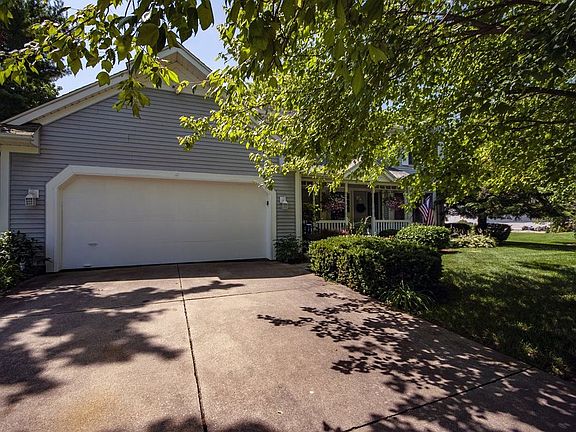 3rd image of 26910 Deer Creek Ln