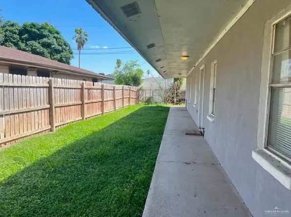 821 W 1st St APT 2, Mission, TX 78572