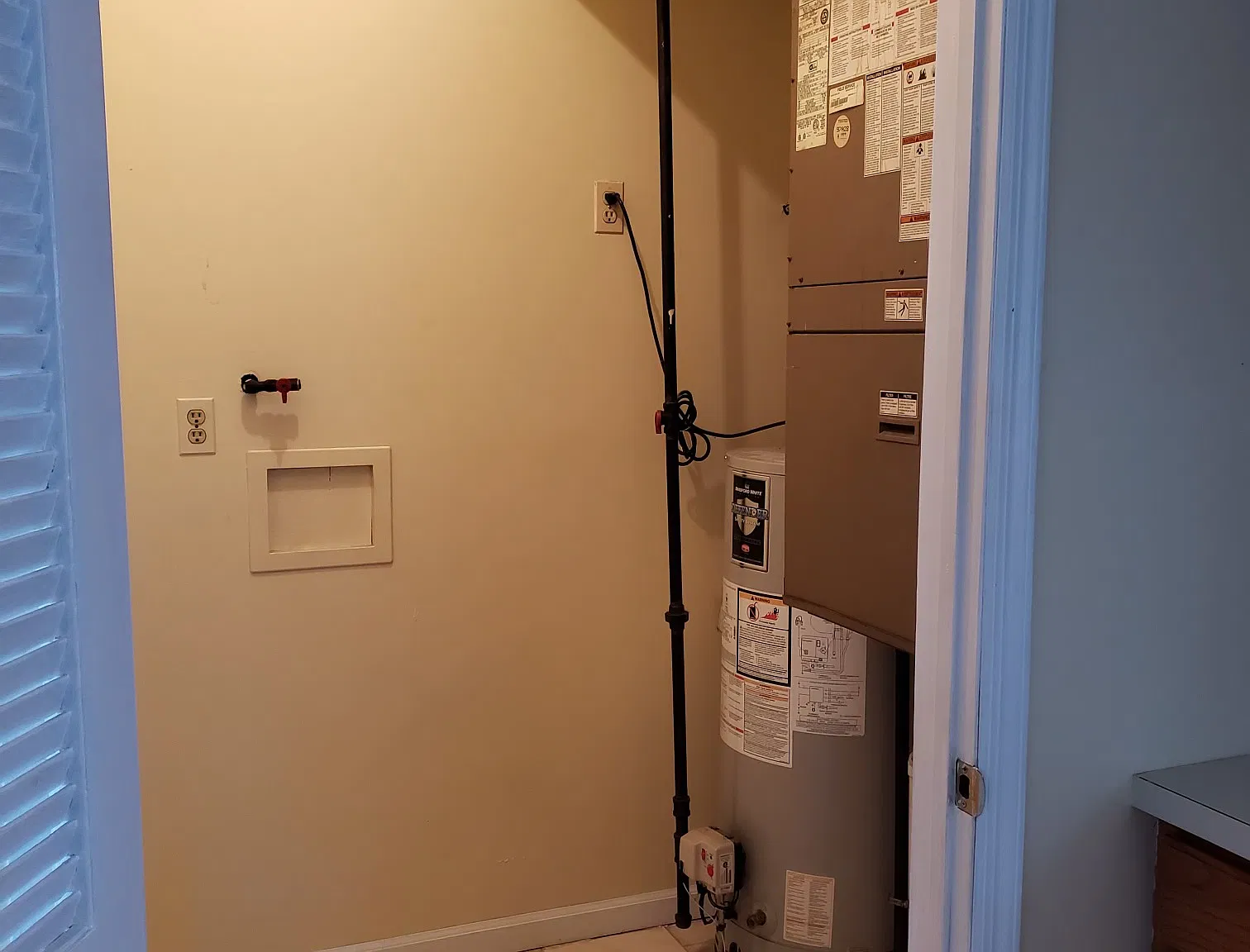 36 Washington St — Photo 4