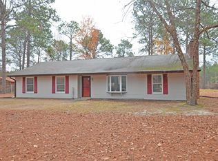 132 Split Rail Rd, Whispering Pines, NC 28327