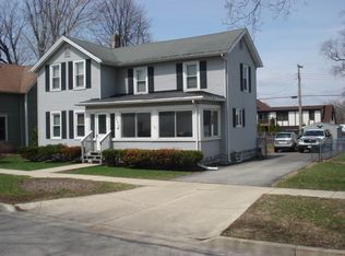 212 E Jefferson Ave, Hampshire, IL