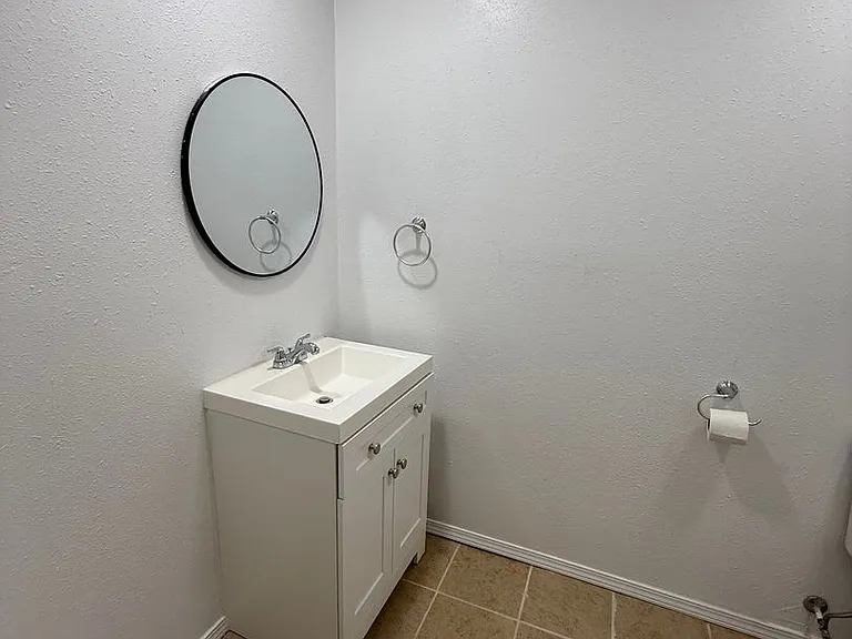 1043 Monet Dr — Photo 24