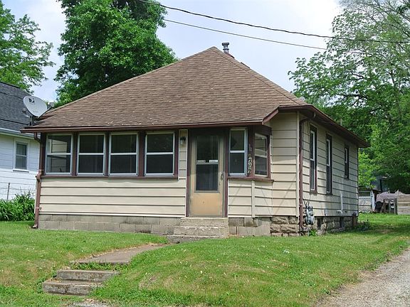 2nd image of 809 S Polk Pl