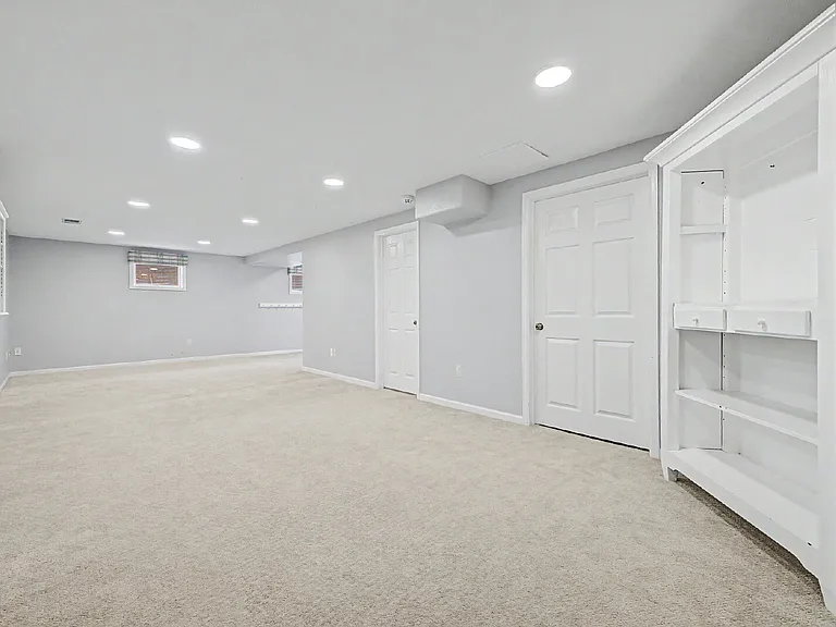 10074 E Lake Dr — Photo 40