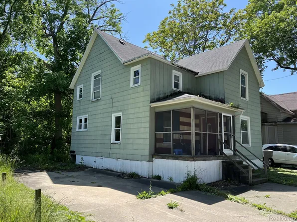 715 W Genesee Ave, Saginaw, MI 48602