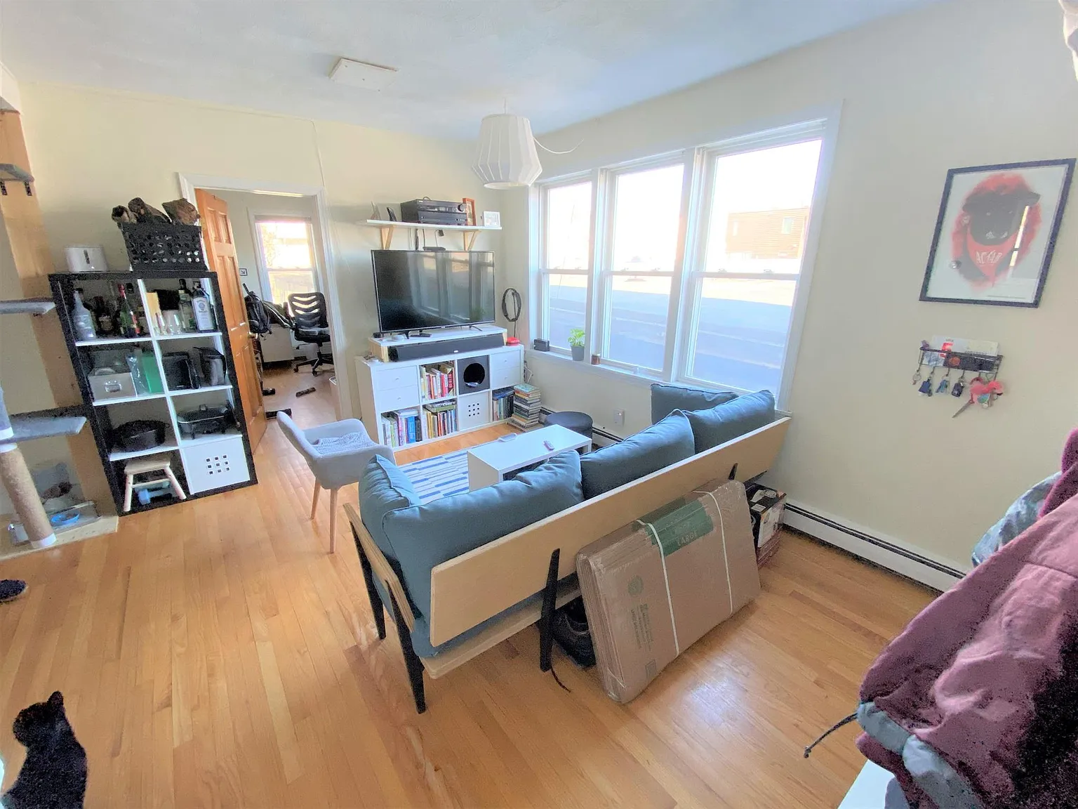 2 bed, 800 sqft, $3,200 — Photo 2