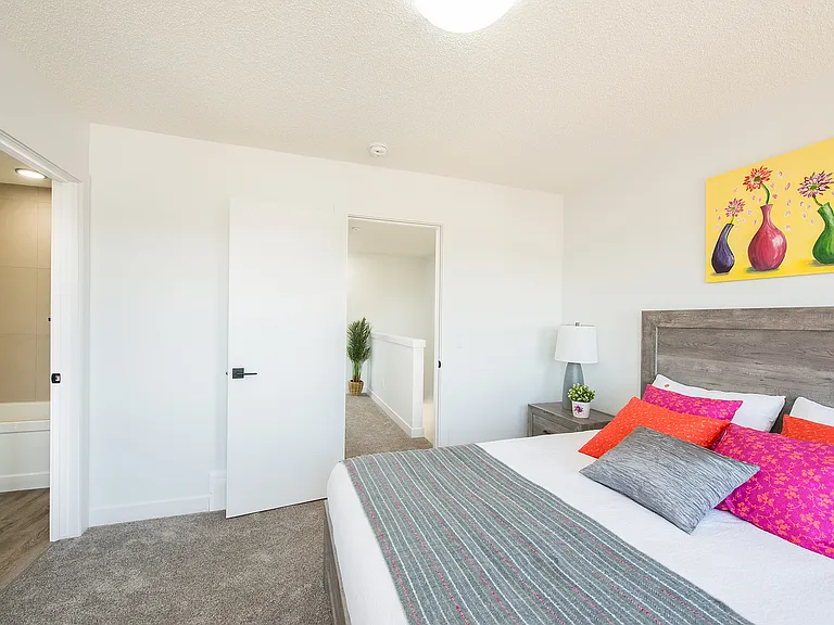 2702 Maple Way NW — Photo 28