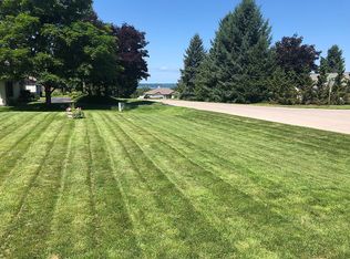 8788 Horizon Dr, Traverse City, MI 49686