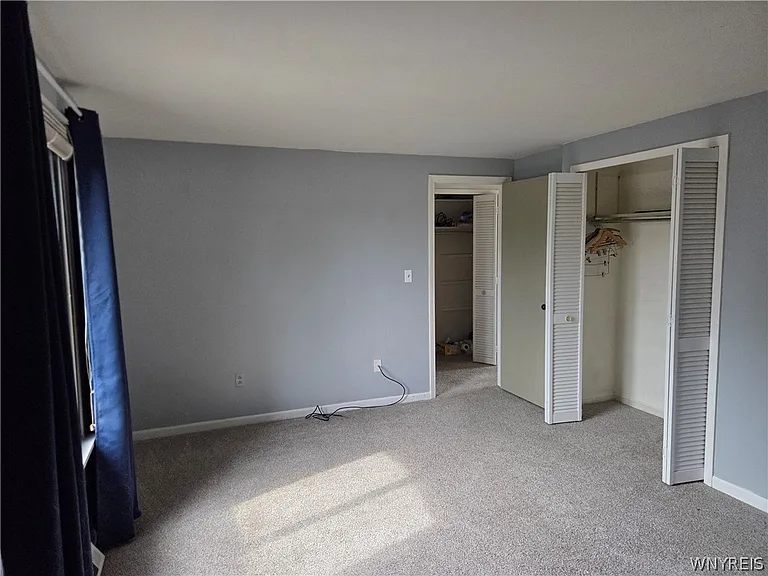 55 Greenwich Dr #4 — Photo 7