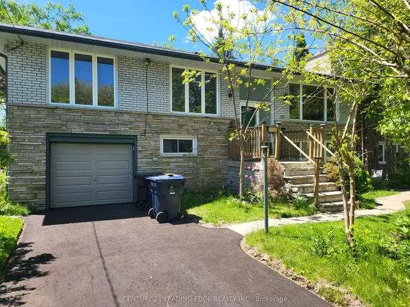 168 Meadowvale Rd, Toronto, ON M1C 1S1
