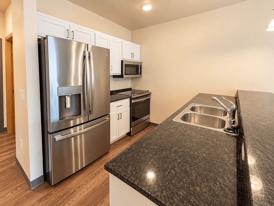 1st image of 410 E Main St #203