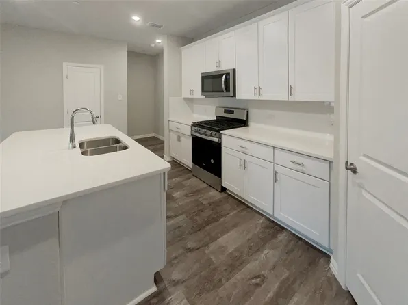 4010 Saddlehorn Way, Sachse, TX 75048