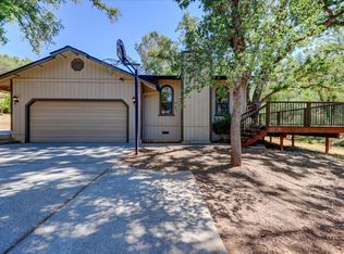 11998 Walnut Ct, Auburn, CA 95602