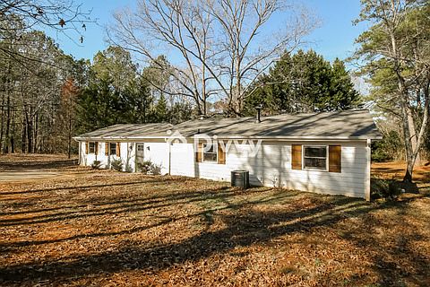 1st image of 2350 Paradise Cir SE
