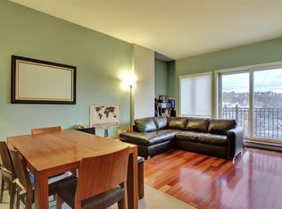 1302 City Pl, Edgewater, NJ 07020