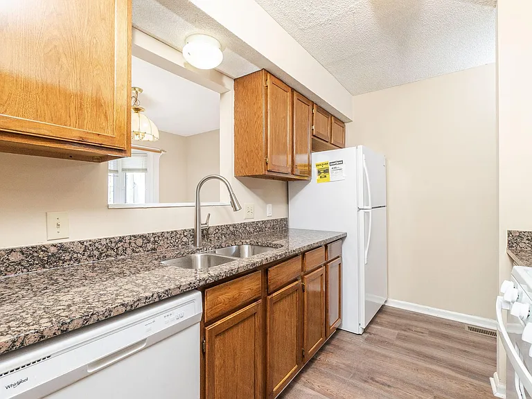 106 N Tunstall Ave — Photo 18