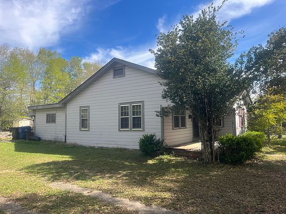 3rd image of 720 Division St