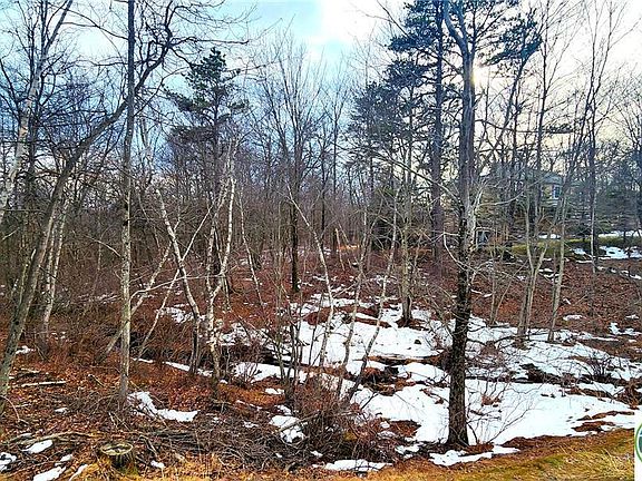 2nd image of Clover Rd