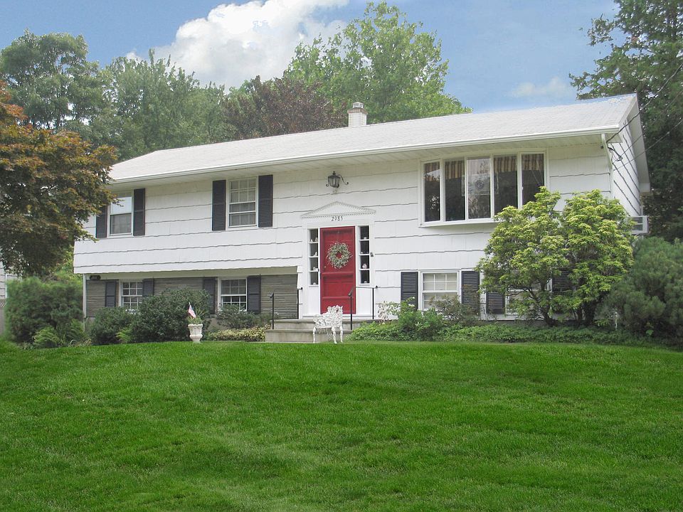 1st image of 2985 Manor St