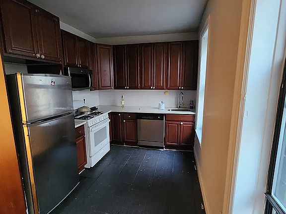 3rd image of 103-16 120th St #D5