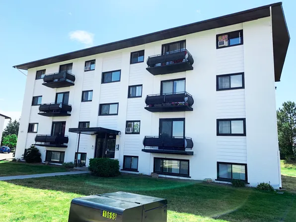 75 Milford Ave #422-1, Waterloo, ON N2L 3Z5