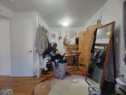 Rented by Yup Realty LLC | media 24