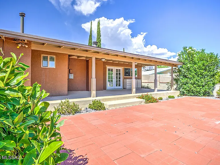 2891 W Saint Tropaz Ave — Photo 26