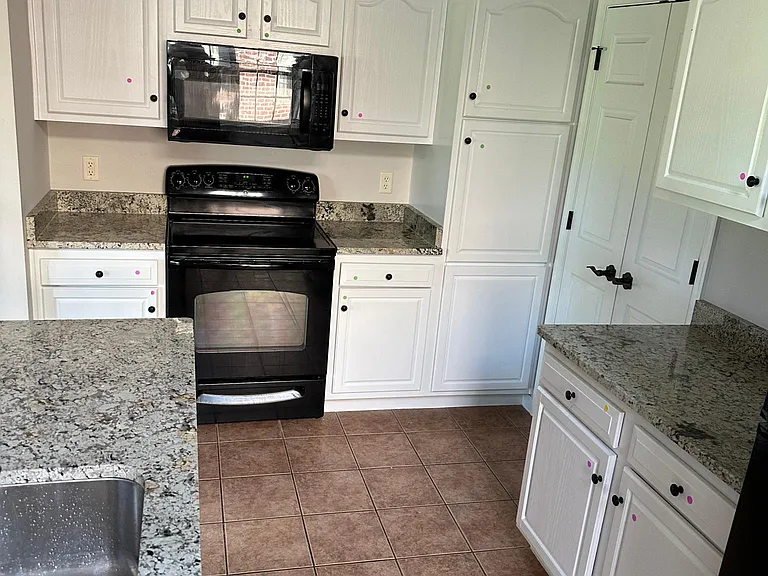 9 Delano Dr — Photo 4