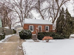 2748 56th St, Des Moines, IA 50310