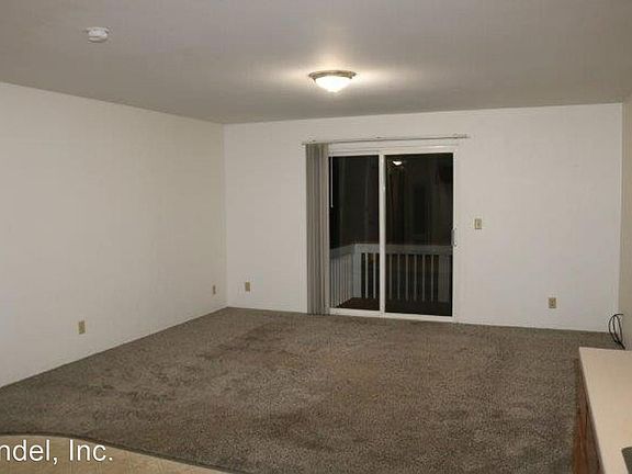 5th image of 1011 California St #B