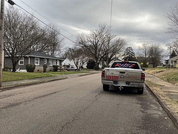 4th image of 1023 Melbourne Ave
