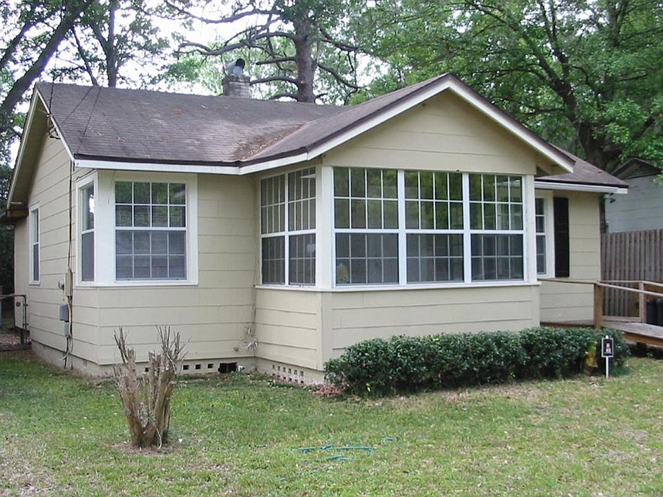 1st image of 2244 Home Park Cir W