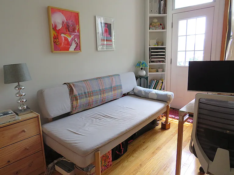 208 23rd St #2 — Photo 10