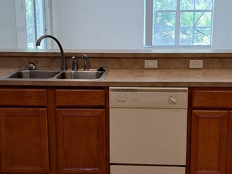 1117 Sexton Rd SW — Photo 48
