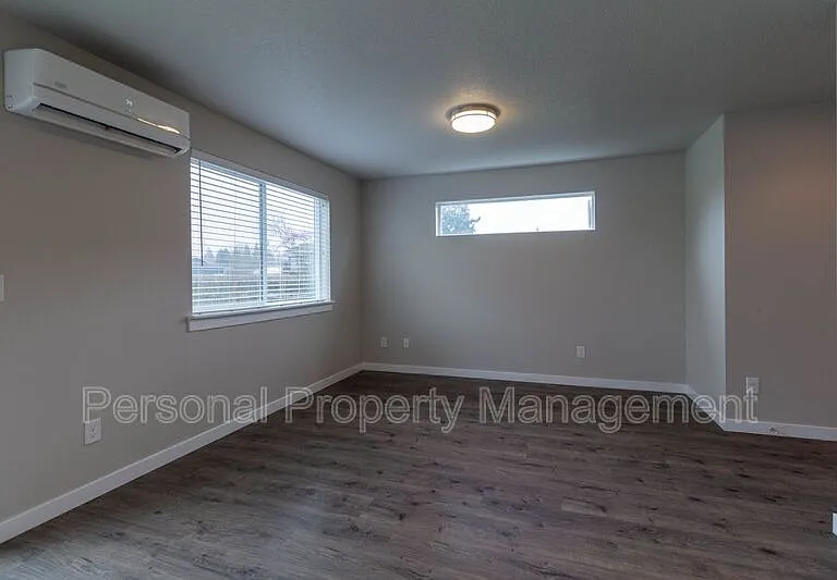 2917 Fruit Valley Rd #A — Photo 5