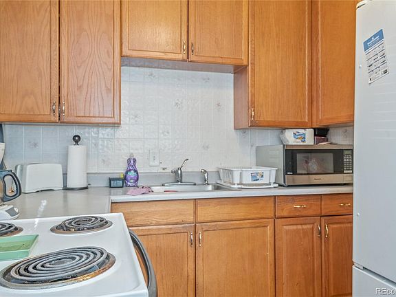 5th image of 8980 Hickory Pl