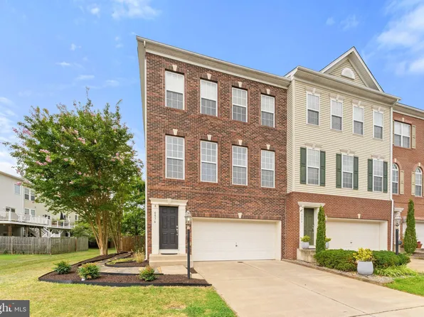 6836 Hartzell Hill Ln, Haymarket, VA 20169
