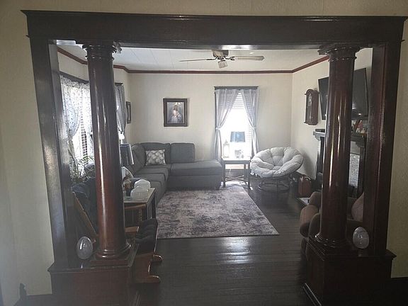 3rd image of 231 Mills Ave
