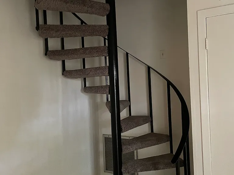 800 Fox Run Ave #4 — Photo 9