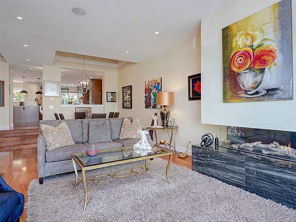 5th image of 75 Songhees Rd #123