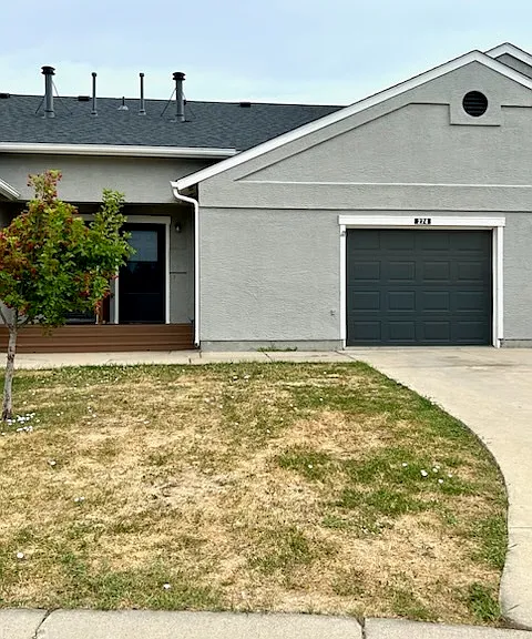 274 Dunn Ct — Photo 1