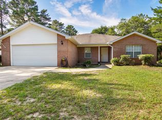 41 W Italian Ave, Defuniak Springs, FL 32433