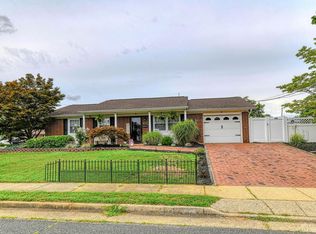 1 Hunterdon Ave, Monroe Township, NJ 08831